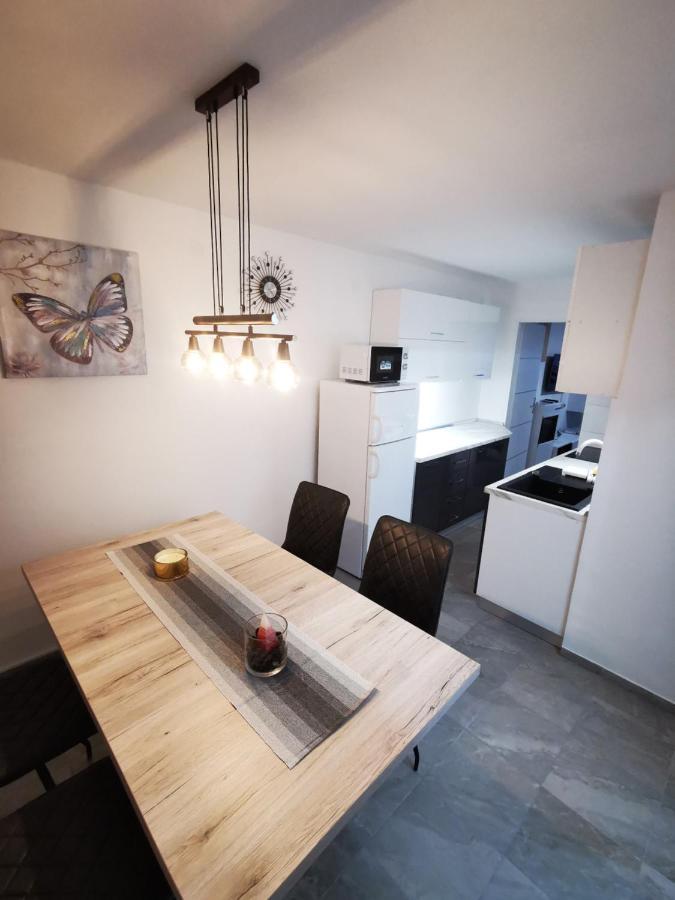 Ema Studio Apartman Karlovac Zewnętrze zdjęcie