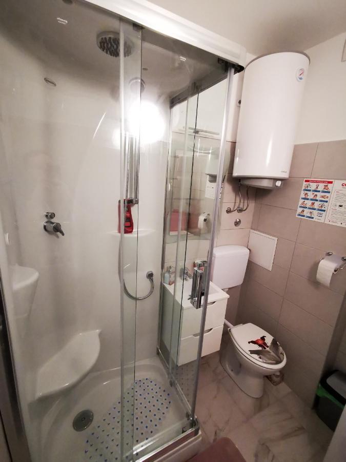 Ema Studio Apartman Karlovac Zewnętrze zdjęcie