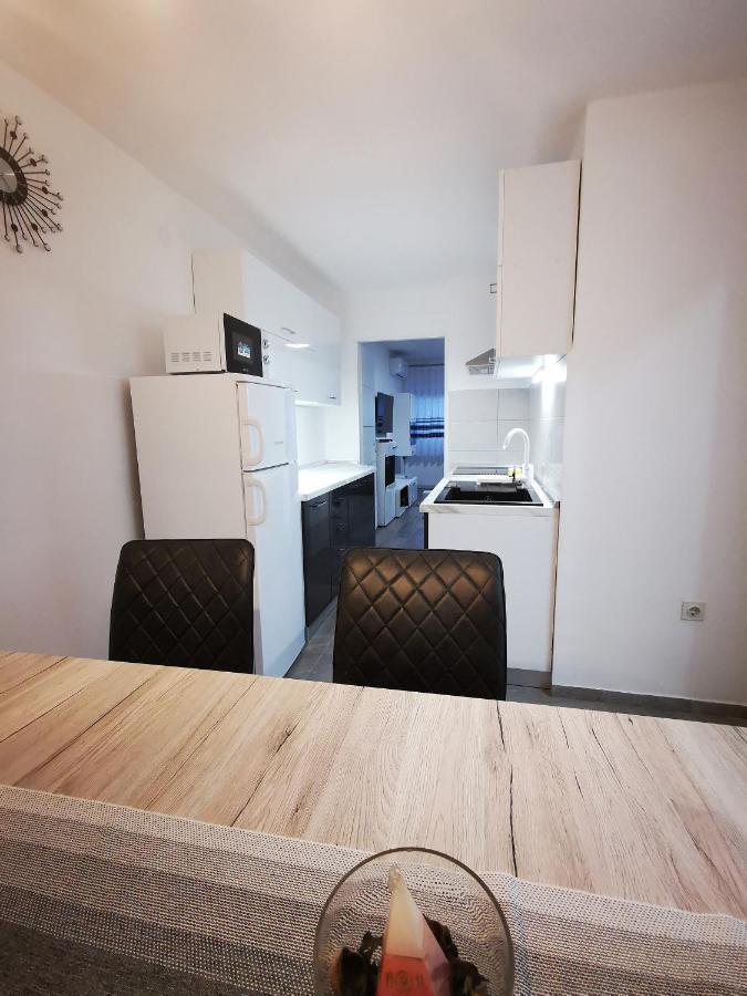 Ema Studio Apartman Karlovac Zewnętrze zdjęcie