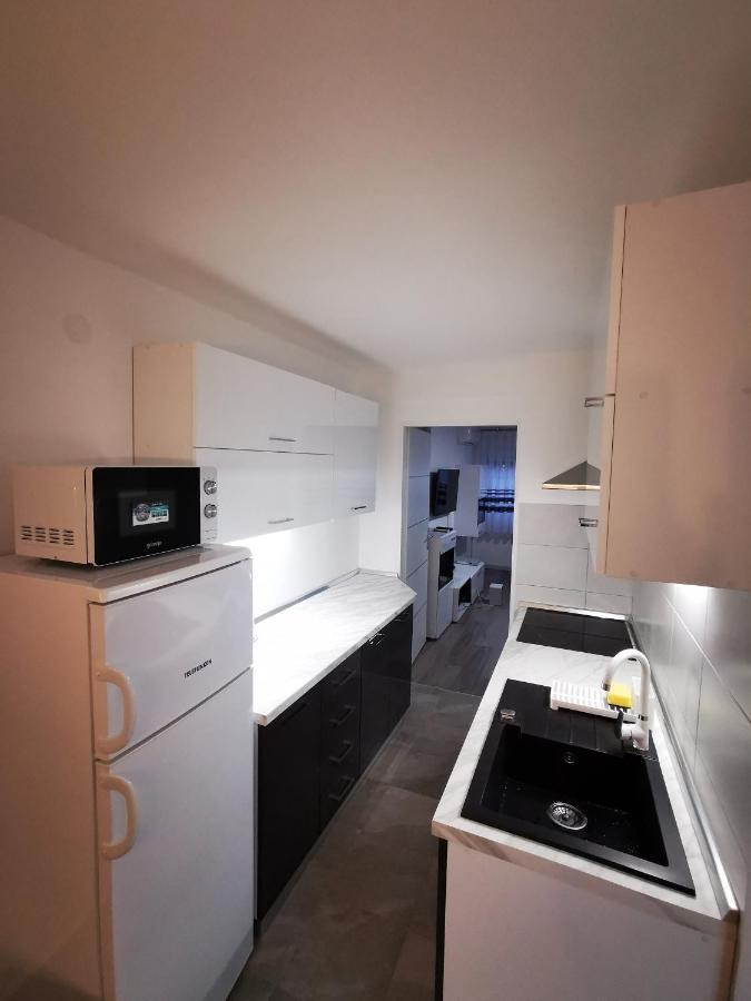 Ema Studio Apartman Karlovac Zewnętrze zdjęcie